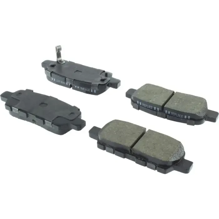 StopTech 308.09052 – Street Brake Pads with Shims and Hardware