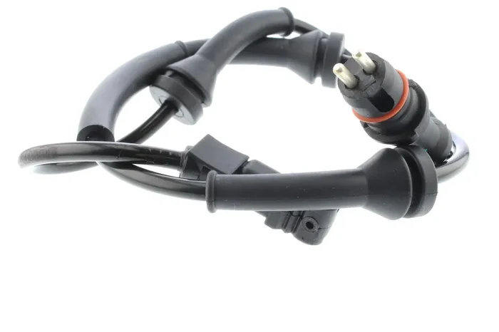 VEMO V46-72-0110 Sensor, Wheel Speed